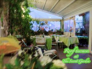 The Secret Garden Hotel 2*